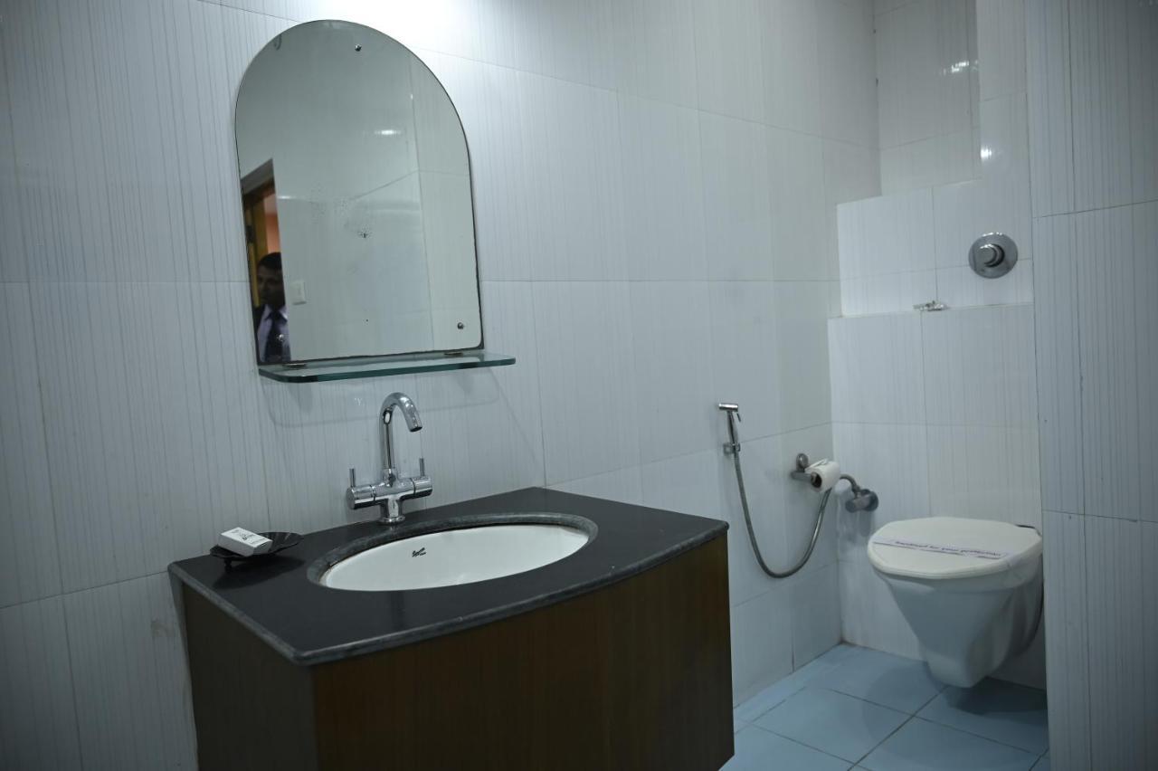 Hotel Dooars Mountain Alipur Duar Екстер'єр фото