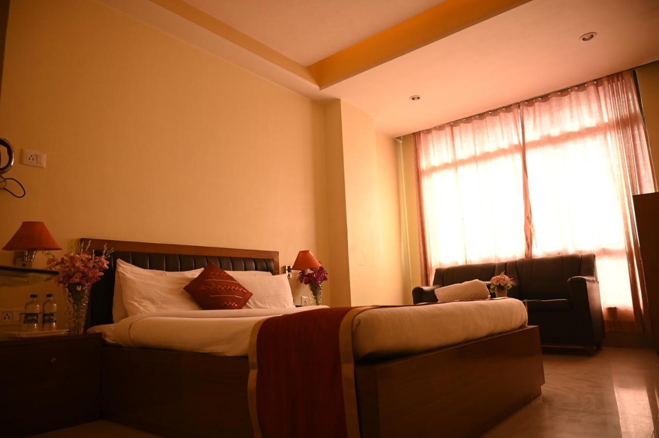 Hotel Dooars Mountain Alipur Duar Екстер'єр фото