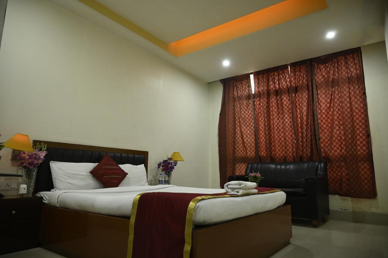 Hotel Dooars Mountain Alipur Duar Екстер'єр фото