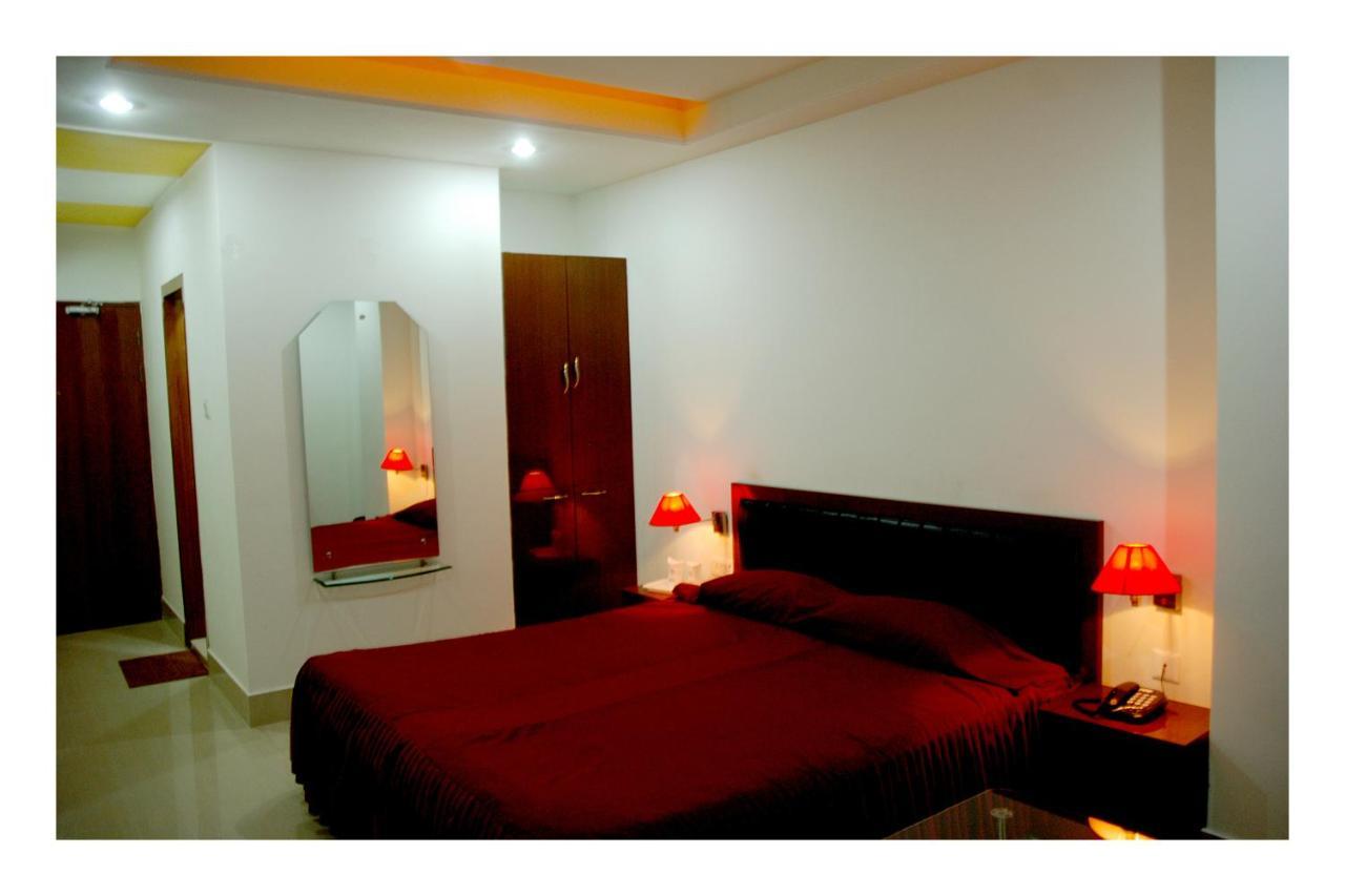 Hotel Dooars Mountain Alipur Duar Екстер'єр фото