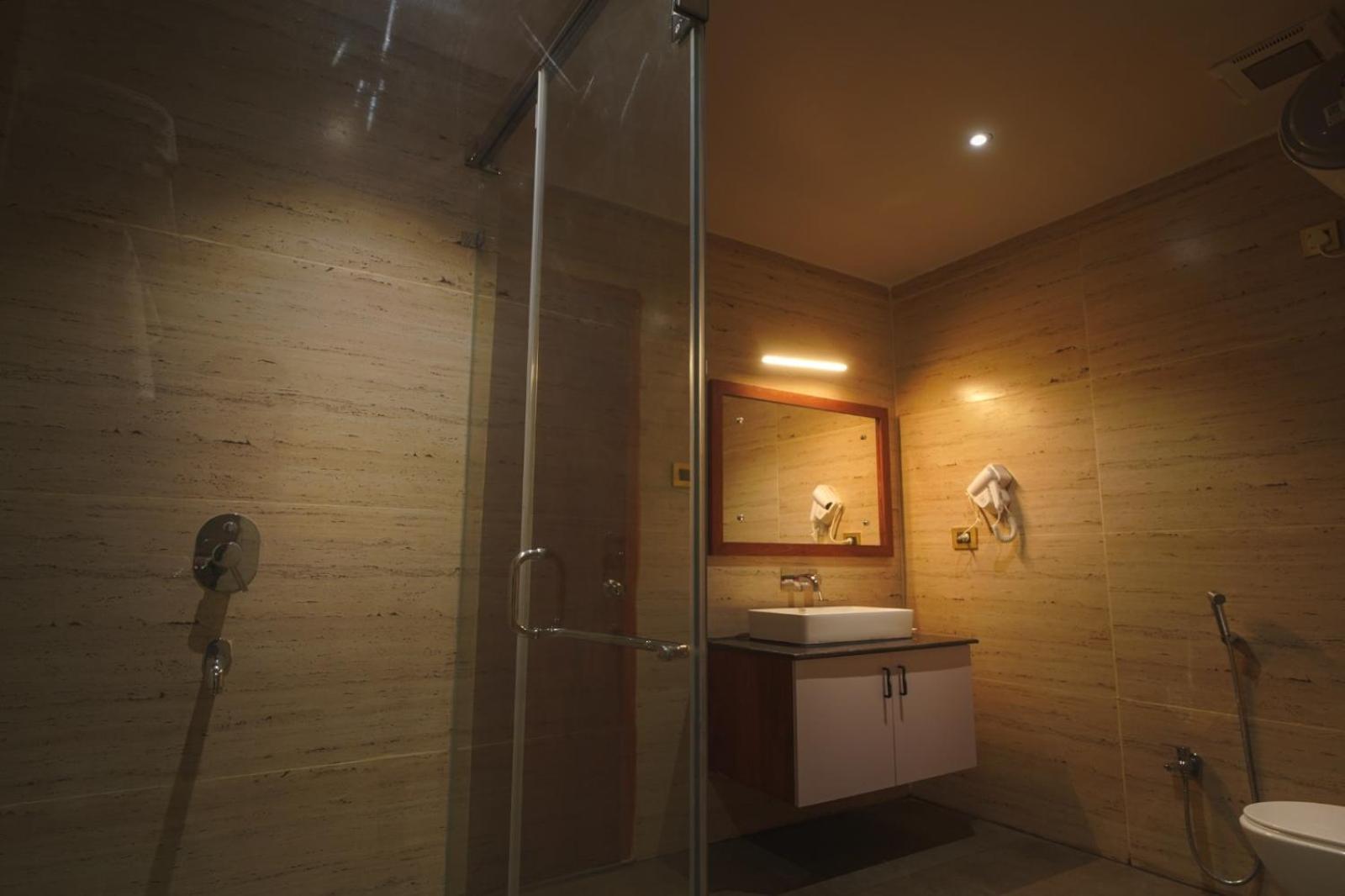 Hotel Dooars Mountain Alipur Duar Екстер'єр фото